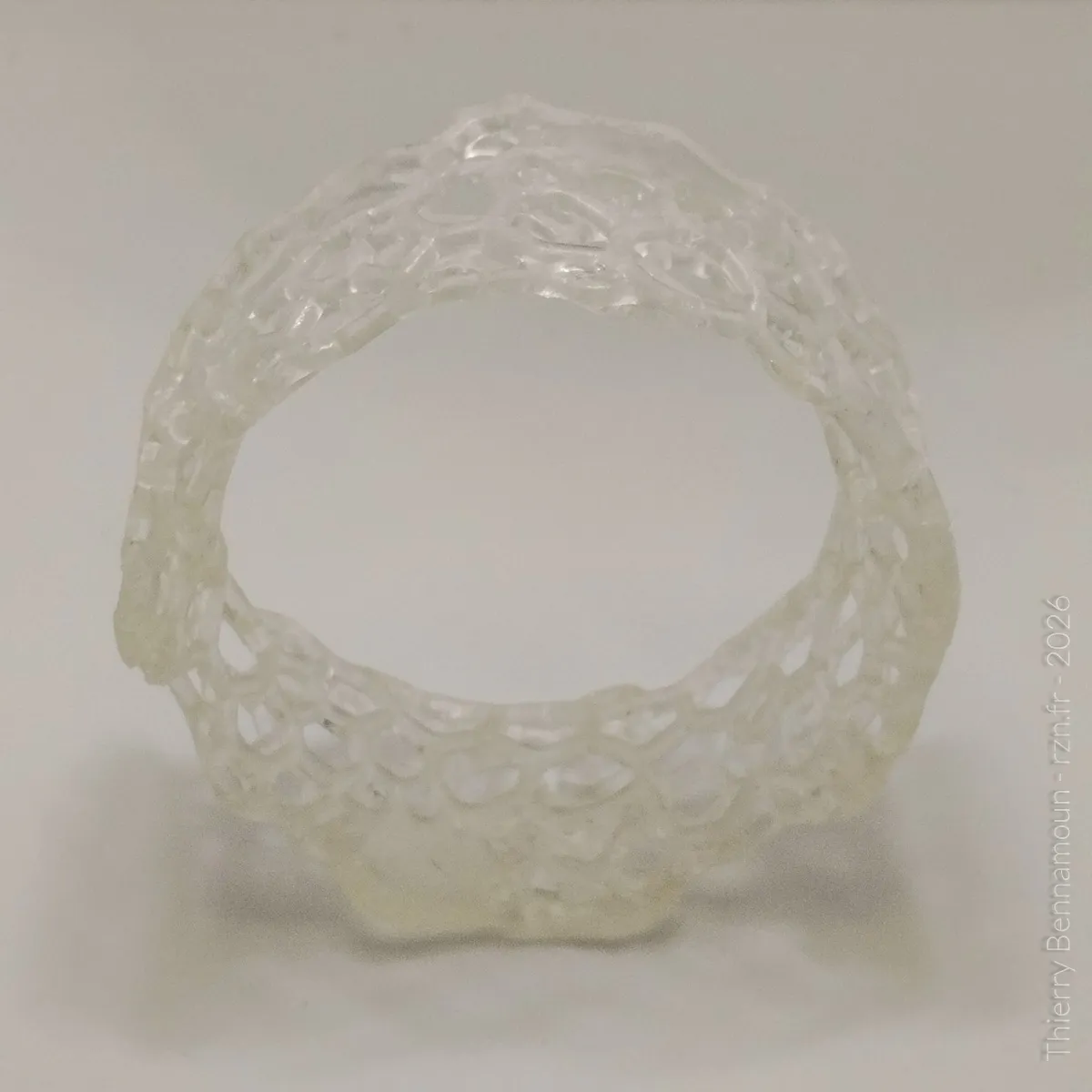 Bracelet Voronoi Résine Translucide – Taille 62 (Pièce unique) – Image 2