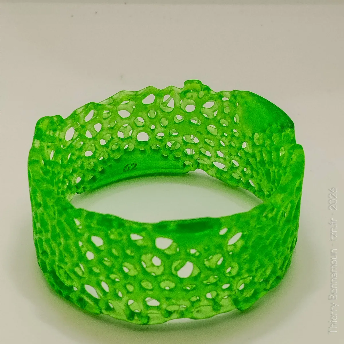 Bracelet Voronoi Résine Vert Émeraude – Taille 62 (Pièce unique)