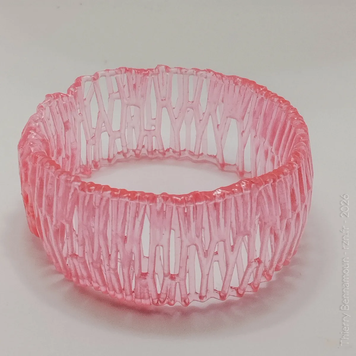 Bracelet Voronoi Résine Rose – Taille 68 (Pièce unique)